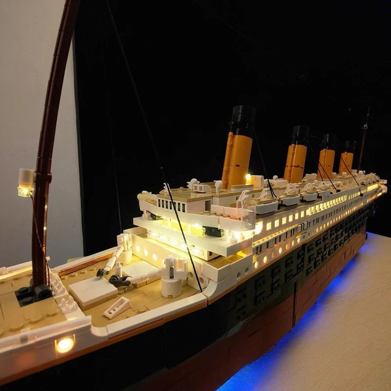 MINISO Led Light for Titanic Large Cruise Ship Compatible 10294 Home Decor Not Include Building Block (Only Led Light Kit)