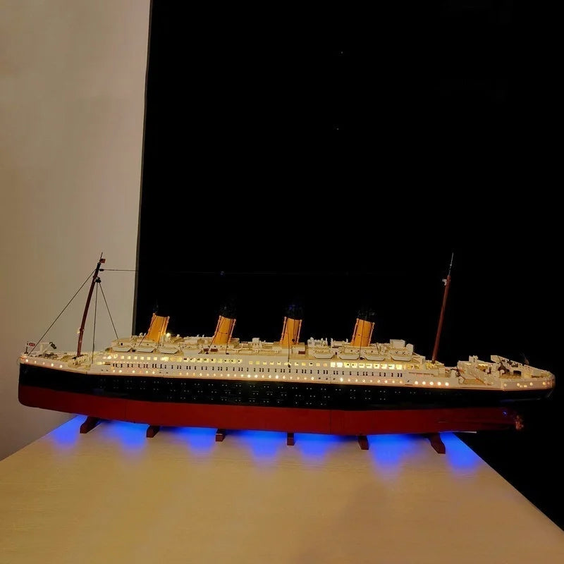 MINISO Led Light for Titanic Large Cruise Ship Compatible 10294 Home Decor Not Include Building Block (Only Led Light Kit)